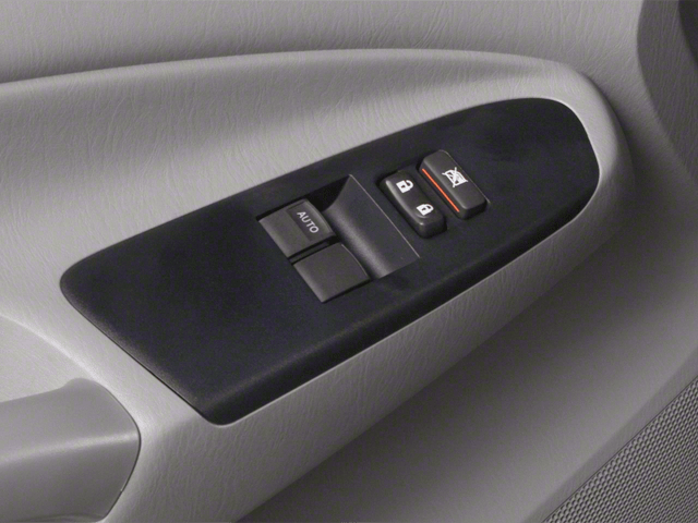 Thumbnail: 2013 Toyota Tacoma - 14