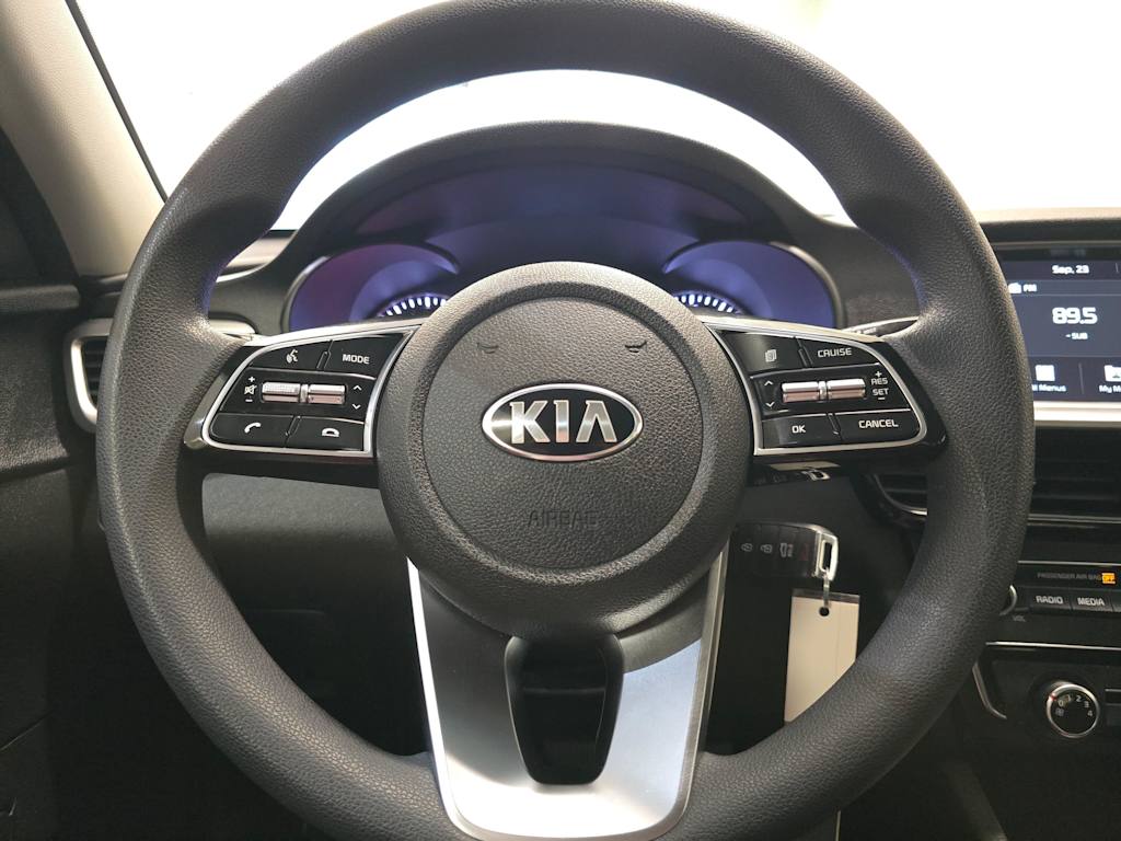 Thumbnail: 2020 Kia Optima - 14