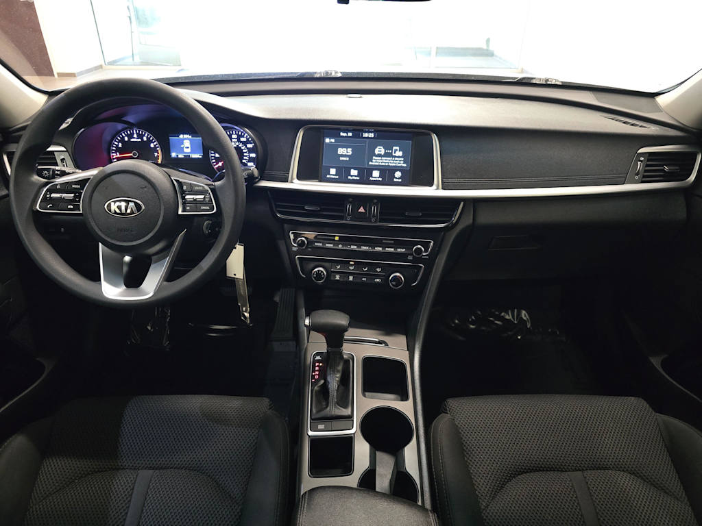 Thumbnail: 2020 Kia Optima - 10