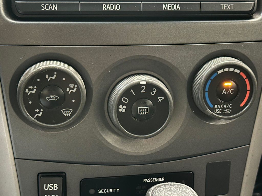 Thumbnail: 2012 Toyota Corolla - 22