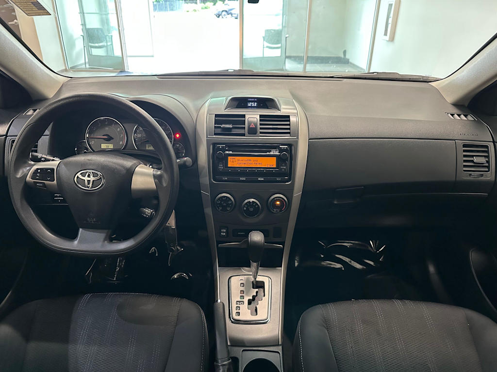 Thumbnail: 2012 Toyota Corolla - 9