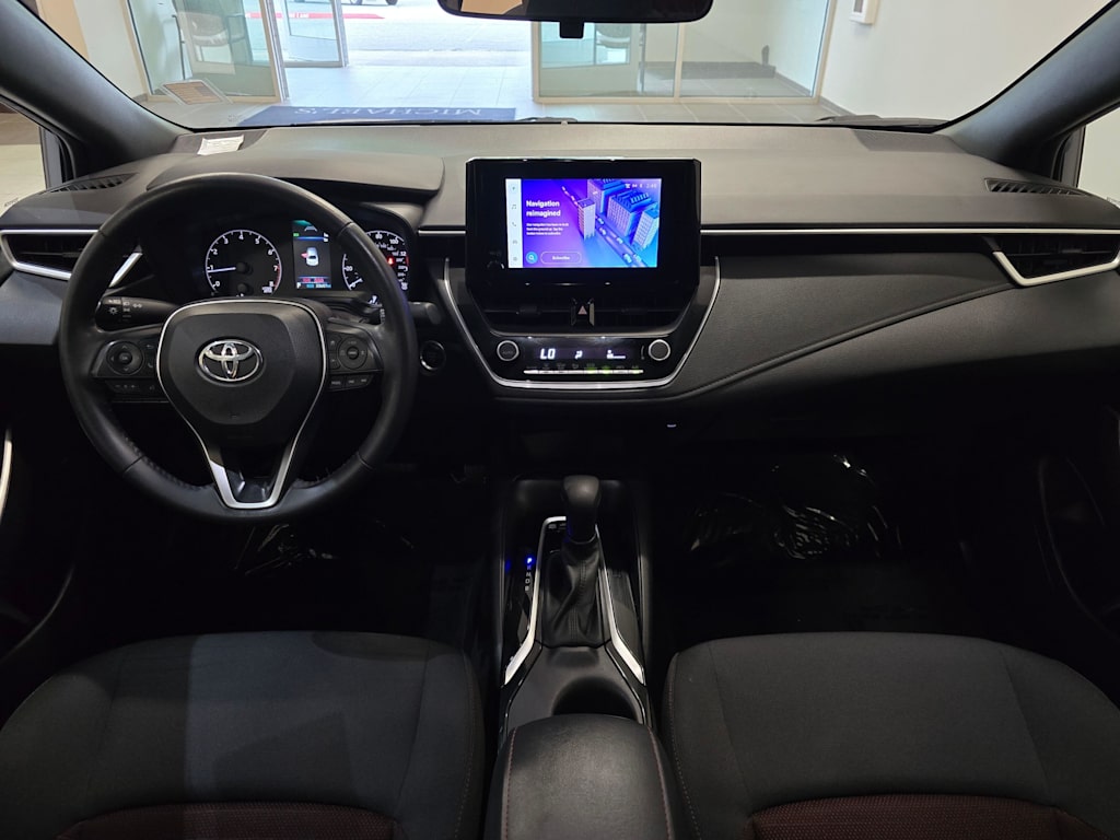 Thumbnail: 2023 Toyota Corolla - 10