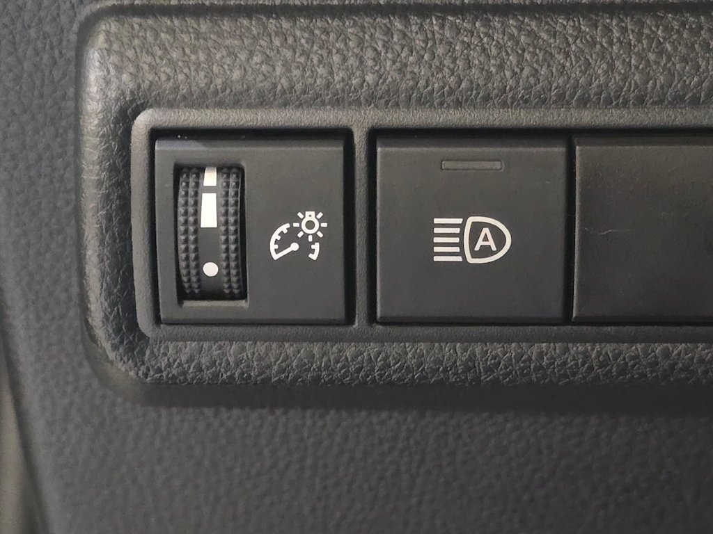Thumbnail: 2024 Toyota Corolla - 26
