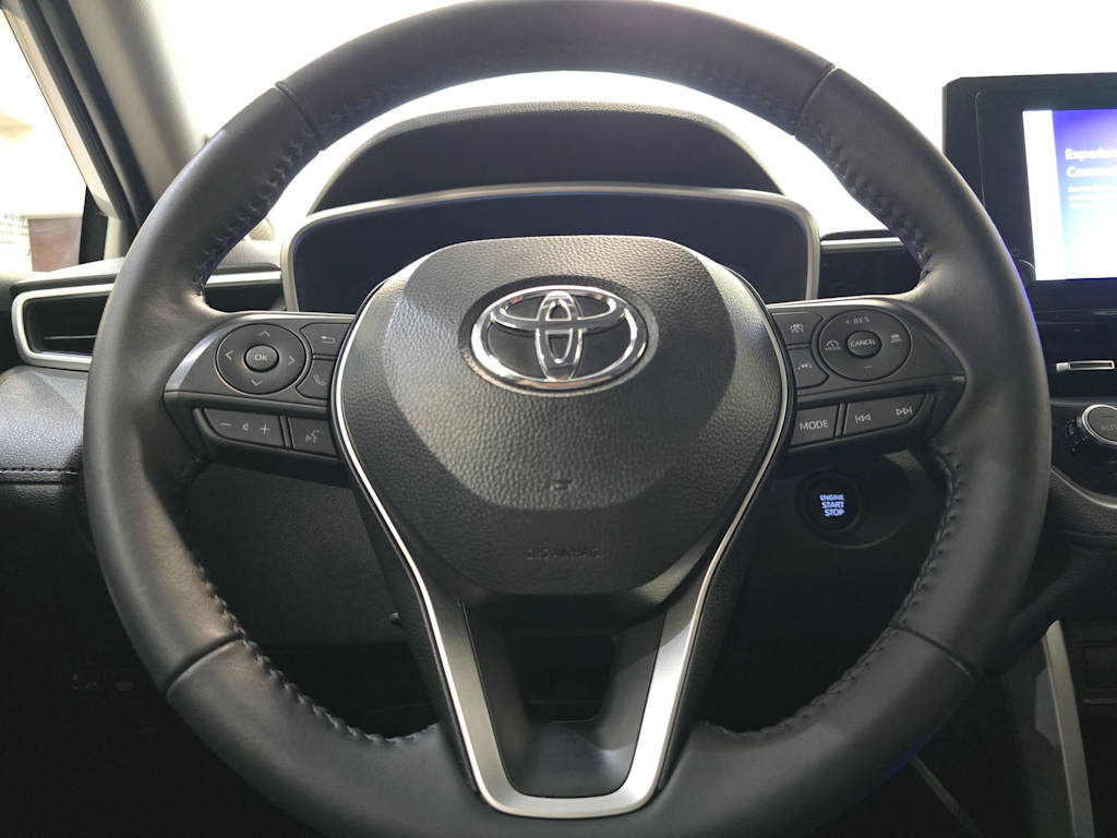 Thumbnail: 2025 Toyota Corolla Cross - 14