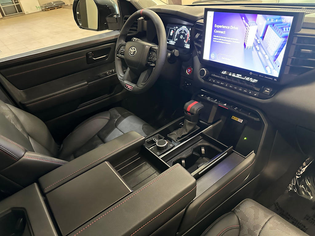 Thumbnail: 2023 Toyota Sequoia - 34