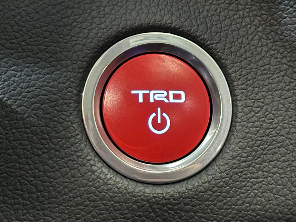 Thumbnail: 2023 Toyota Sequoia - 27