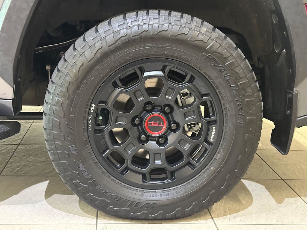 Thumbnail: 2023 Toyota Sequoia - 8