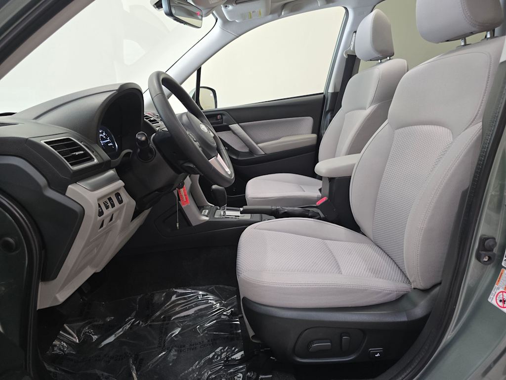Thumbnail: 2017 Subaru Forester - 11