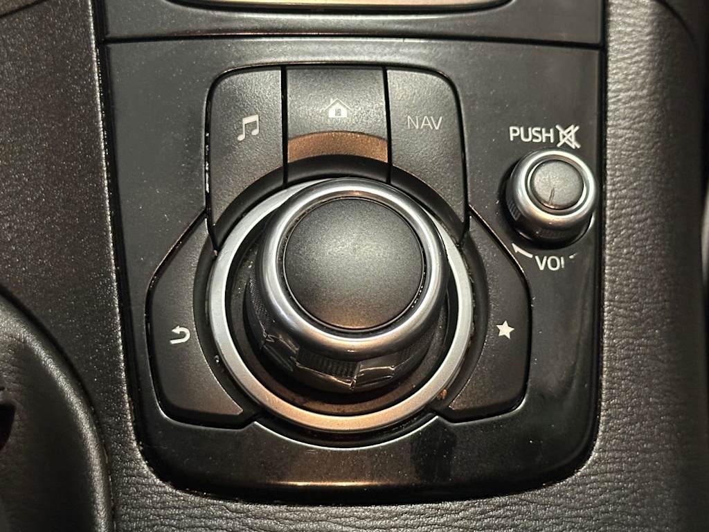 Thumbnail: 2015 Mazda Mazda3 - 25