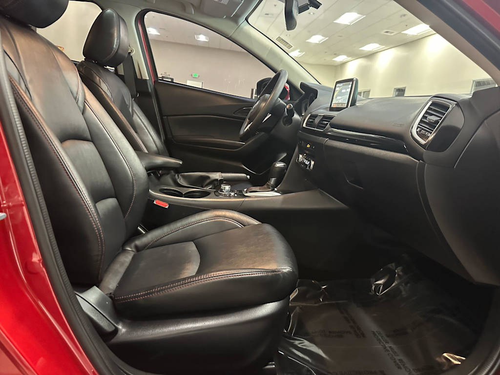 Thumbnail: 2015 Mazda Mazda3 - 12