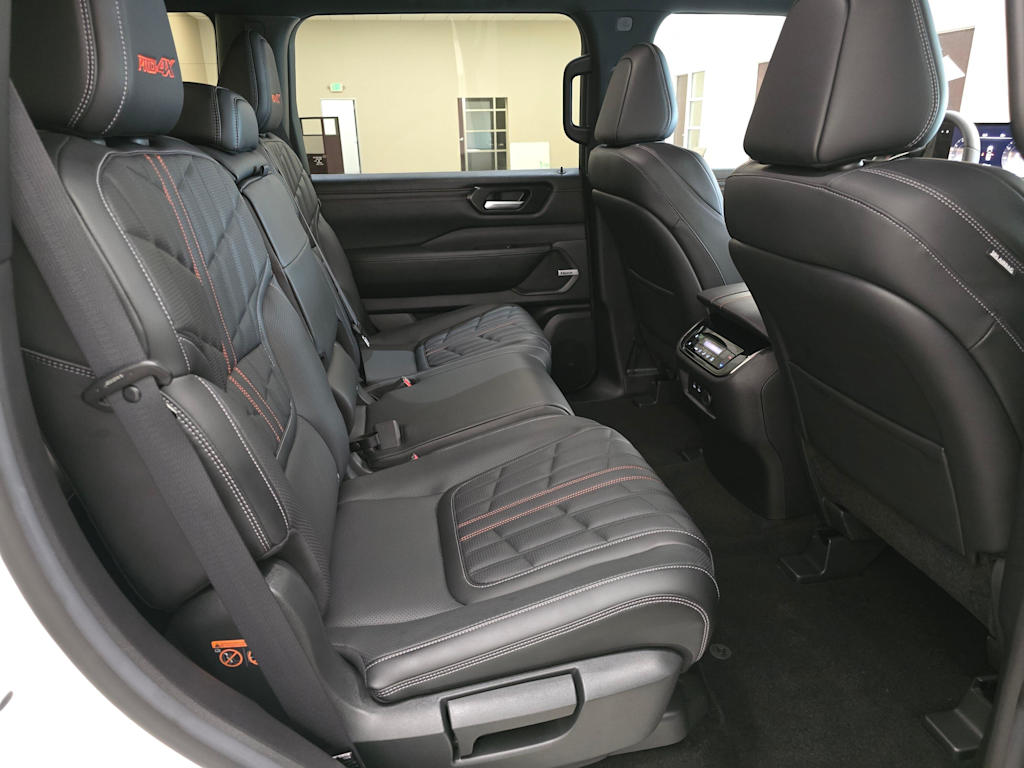 Thumbnail: 2025 Nissan Armada - 30