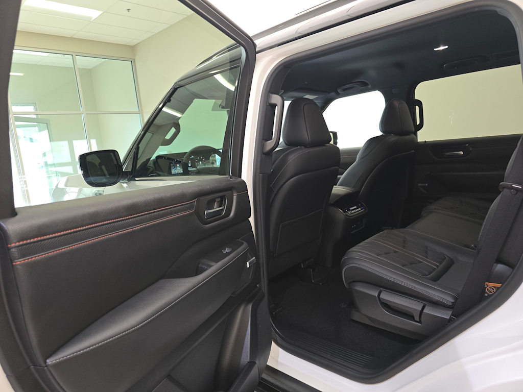 Thumbnail: 2025 Nissan Armada - 28