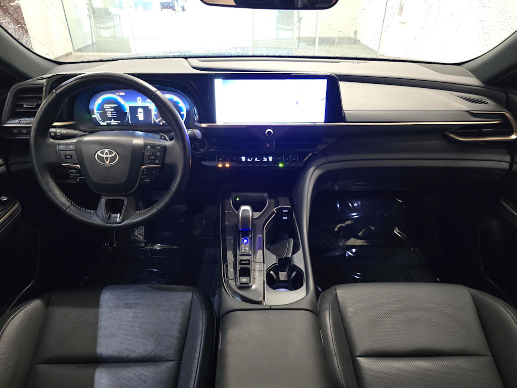 Thumbnail: 2025 Toyota Crown Signia - 10
