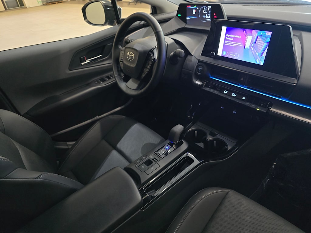 Thumbnail: 2024 Toyota Prius - 15