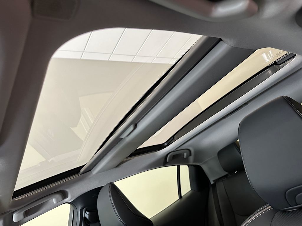 Thumbnail: 2025 Toyota Prius - 27