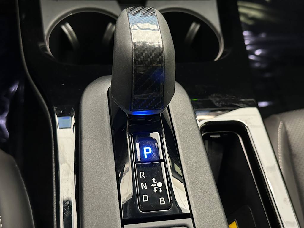 Thumbnail: 2025 Toyota Prius - 16