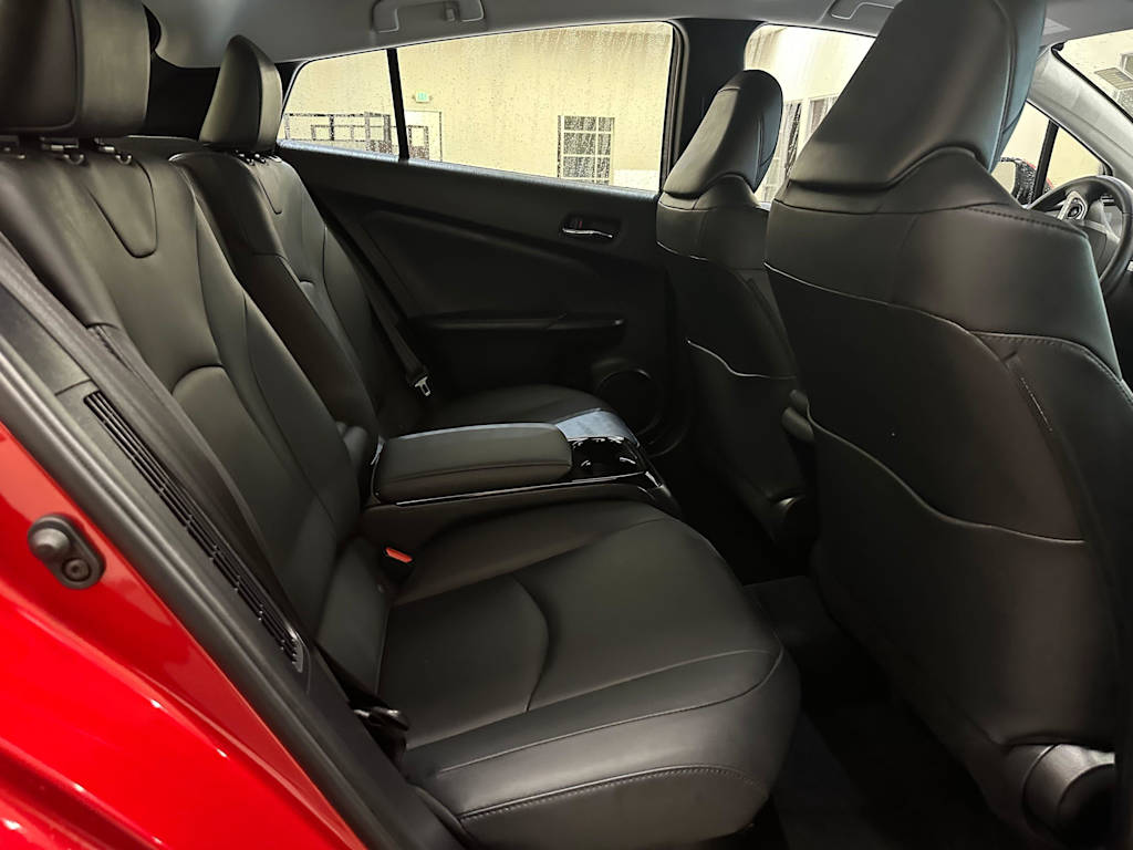 Thumbnail: 2019 Toyota Prius Prime - 28