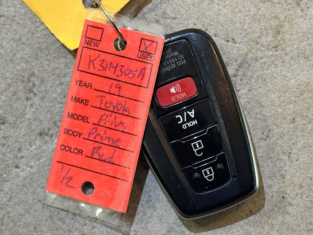 Thumbnail: 2019 Toyota Prius Prime - 19