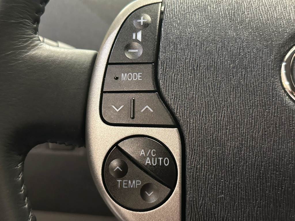 Thumbnail: 2007 Toyota Prius - 22