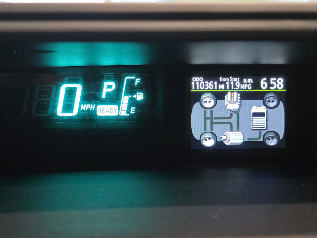 Thumbnail: 2013 Toyota Prius c - 18