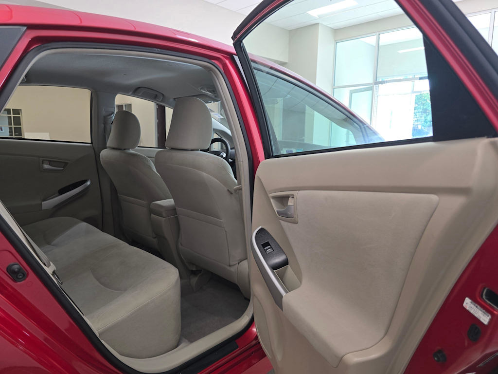 Thumbnail: 2010 Toyota Prius - 29