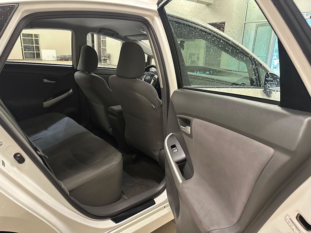 Thumbnail: 2010 Toyota Prius - 28