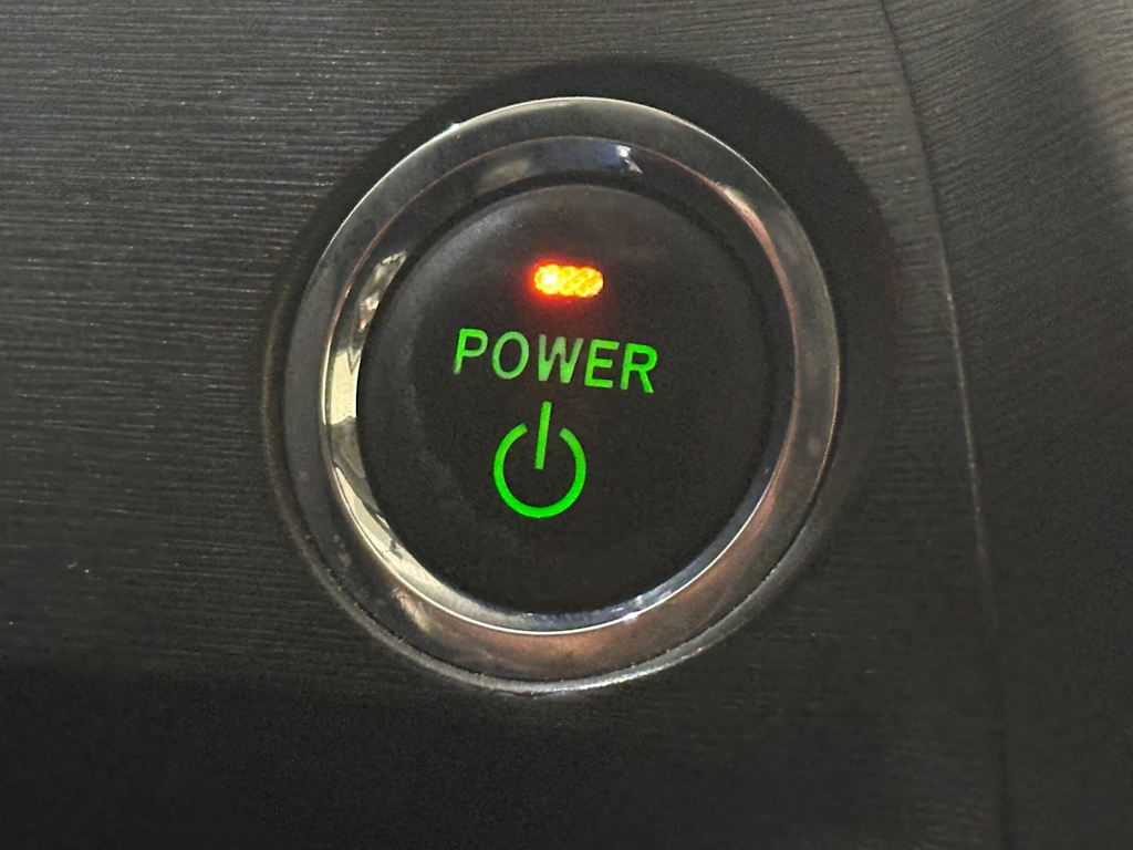 Thumbnail: 2010 Toyota Prius - 24