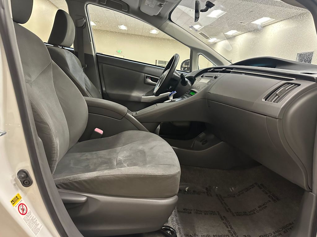 Thumbnail: 2010 Toyota Prius - 12