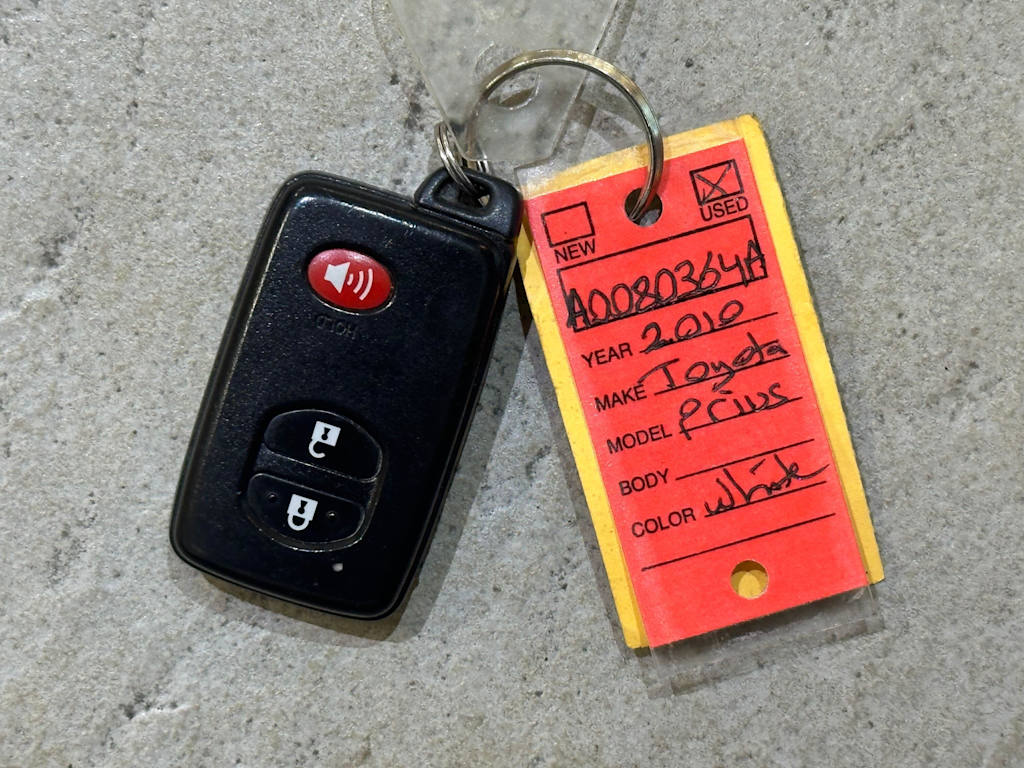 Thumbnail: 2010 Toyota Prius - 18