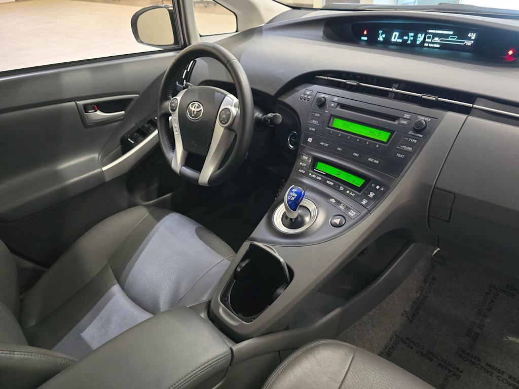 Thumbnail: 2011 Toyota Prius - 14