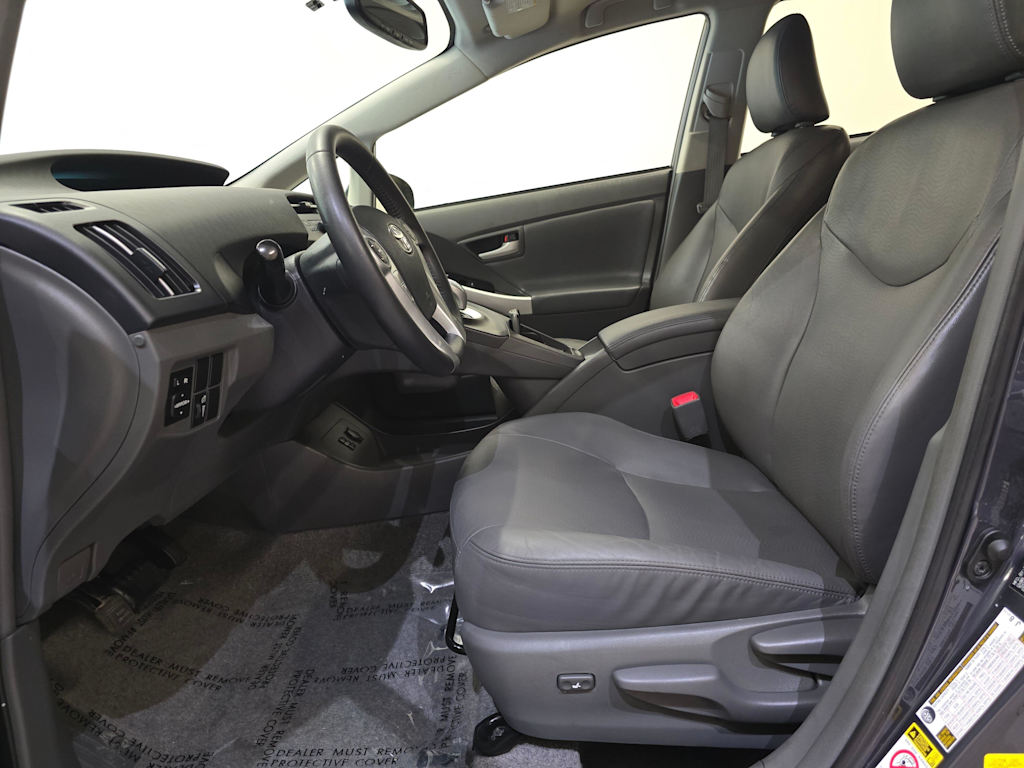 Thumbnail: 2011 Toyota Prius - 11