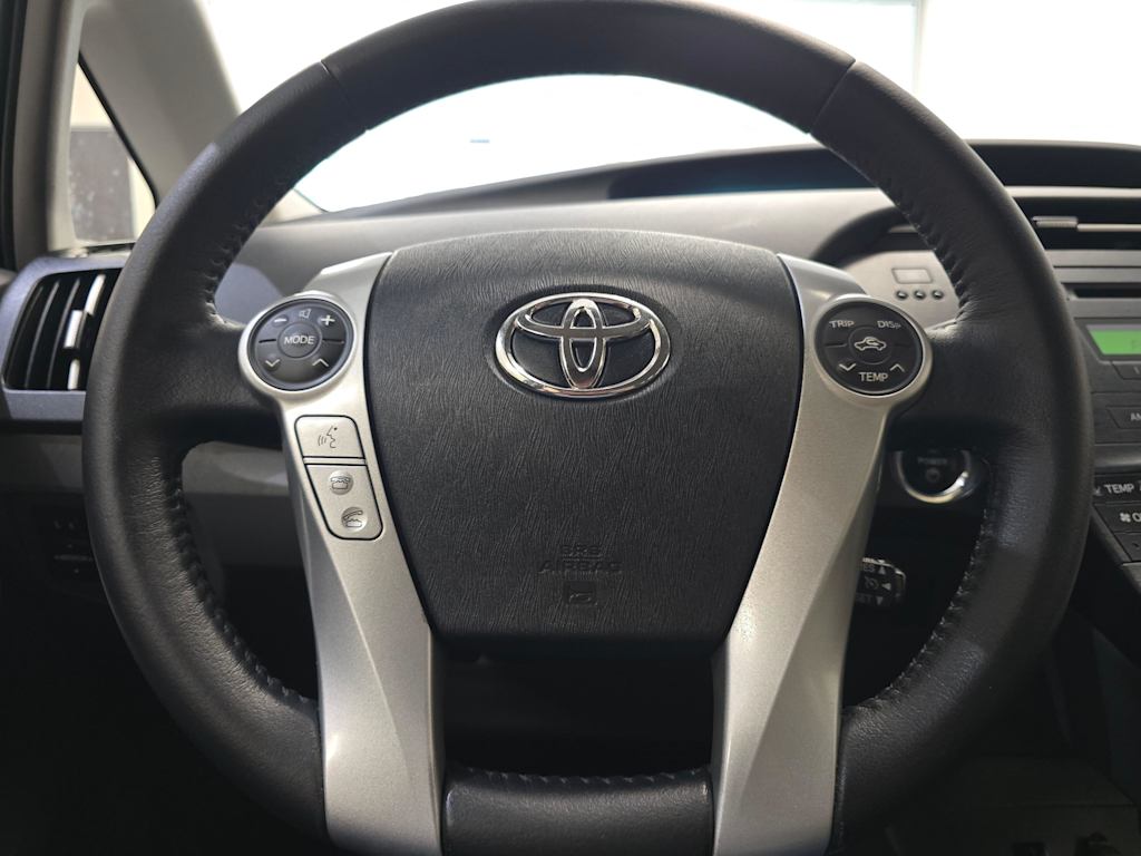 Thumbnail: 2011 Toyota Prius - 20