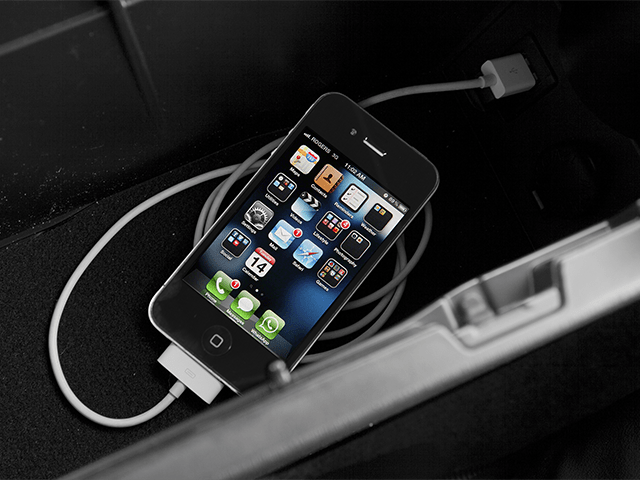 Thumbnail: 2012 Toyota Prius - 13