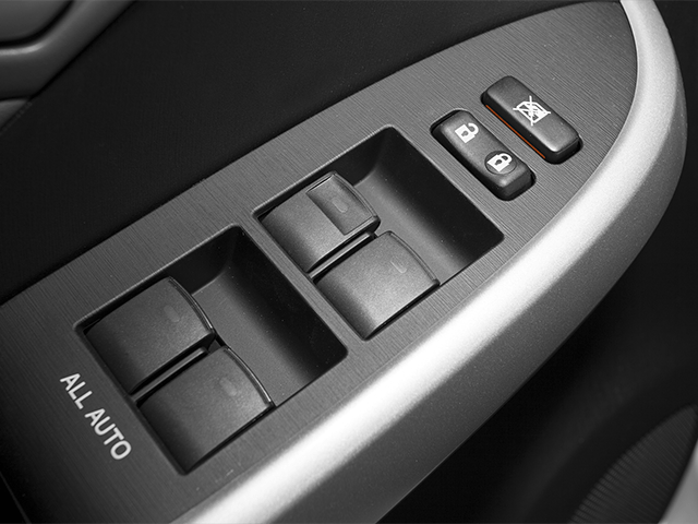 Thumbnail: 2012 Toyota Prius - 15