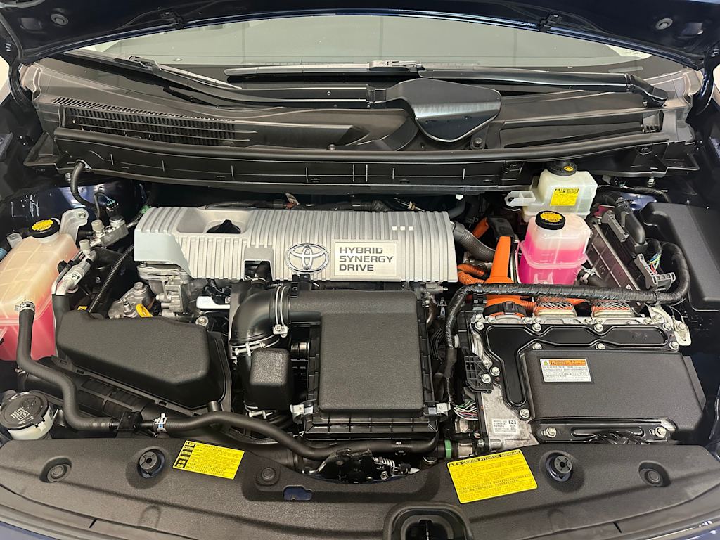 Thumbnail: 2014 Toyota Prius - 9