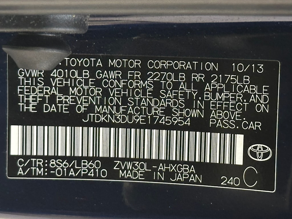 Thumbnail: 2014 Toyota Prius - 20