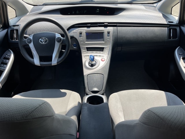 2013 Toyota Prius Two 10