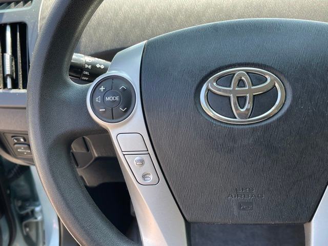 2013 Toyota Prius Two 23