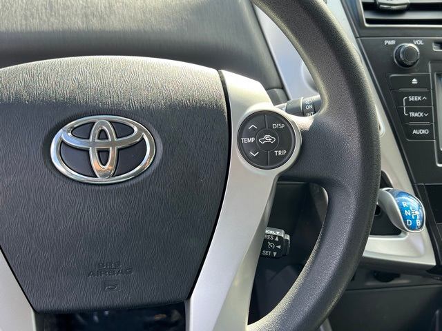 2012 Toyota Prius v Three 22