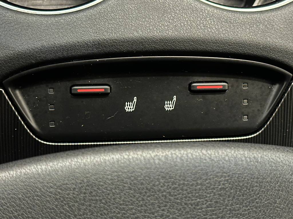 Thumbnail: 2024 Toyota Venza - 25