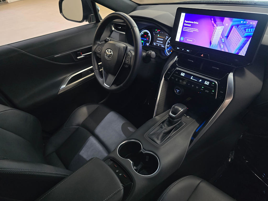 Thumbnail: 2023 Toyota Venza - 15