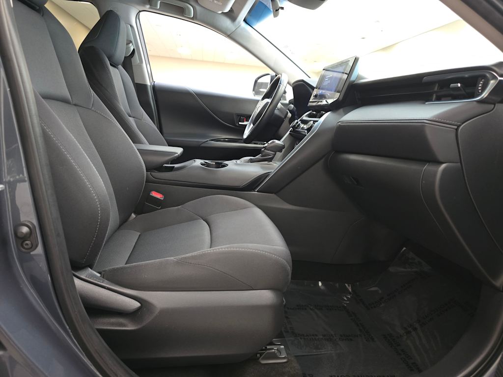 Thumbnail: 2024 Toyota Venza - 11