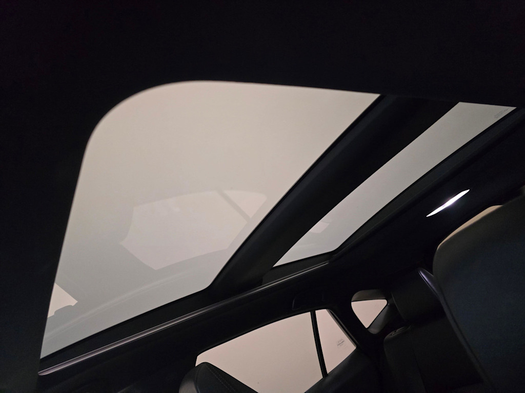 Thumbnail: 2021 Toyota Venza - 27