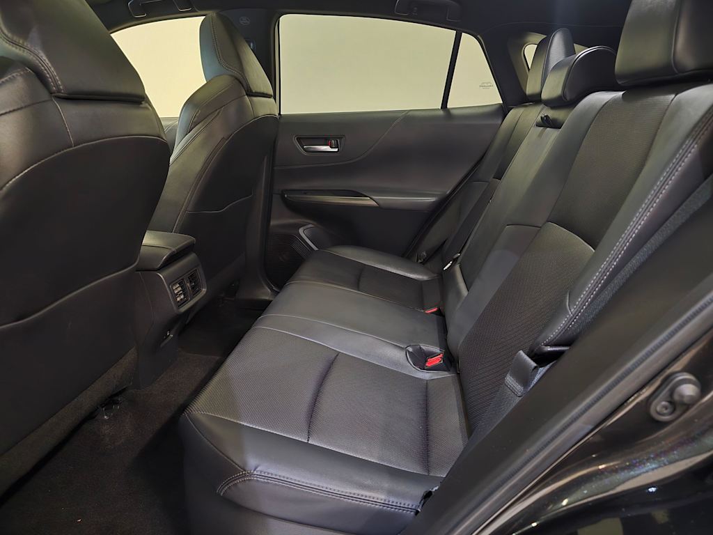 Thumbnail: 2021 Toyota Venza - 13