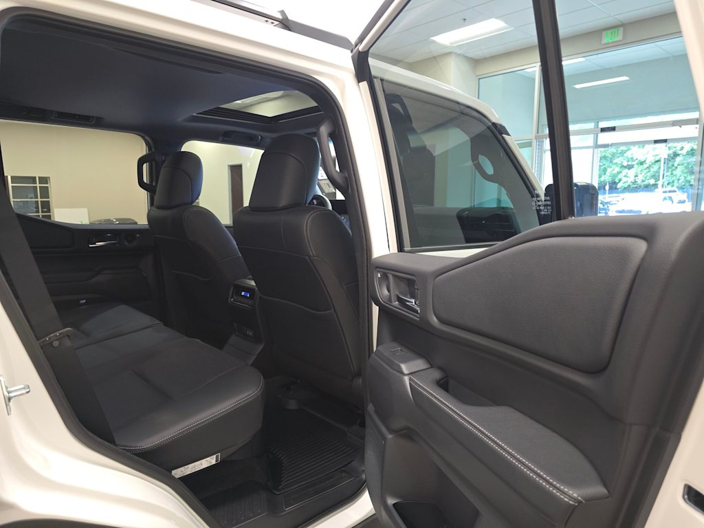 Thumbnail: 2026 Toyota Land Cruiser - 32