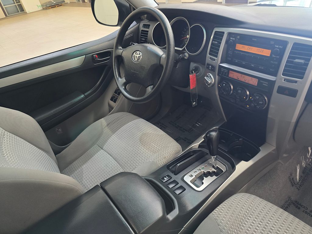 Thumbnail: 2006 Toyota 4Runner - 31