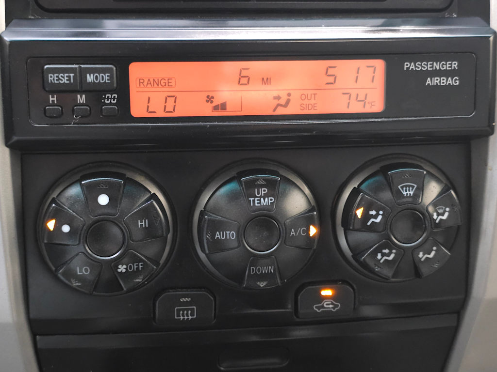 Thumbnail: 2006 Toyota 4Runner - 23