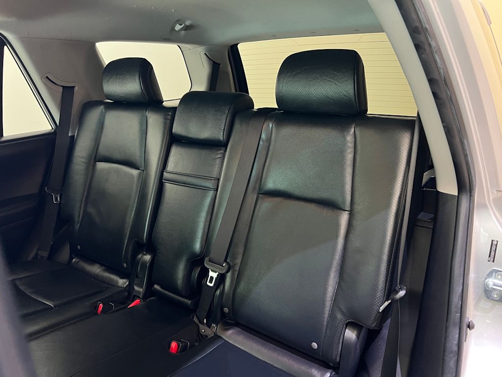 Thumbnail: 2011 Toyota 4Runner - 12