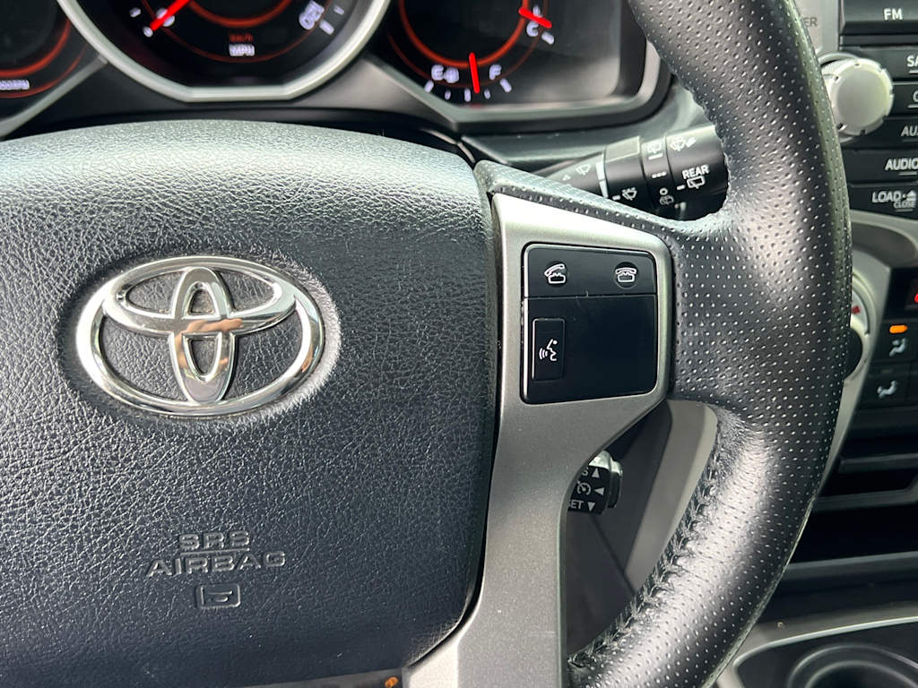 Thumbnail: 2011 Toyota 4Runner - 24