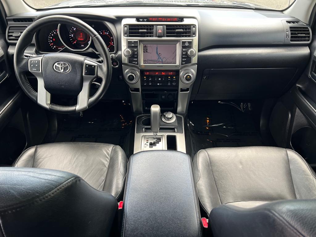Thumbnail: 2011 Toyota 4Runner - 9